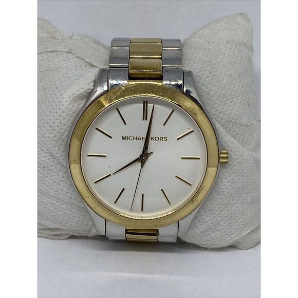 Michael Kors Slim Runway MK3198 Women's Stainless Steel Analog Dial Watch MP726 - Picture 3 of 12